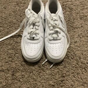 Kids White Air Force 1 Sneakers